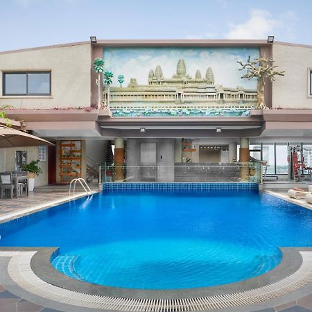 Essence Hotel-Phnom Penh Exteriör bild