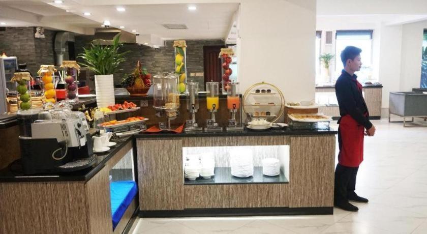 Essence Hotel-Phnom Penh Exteriör bild